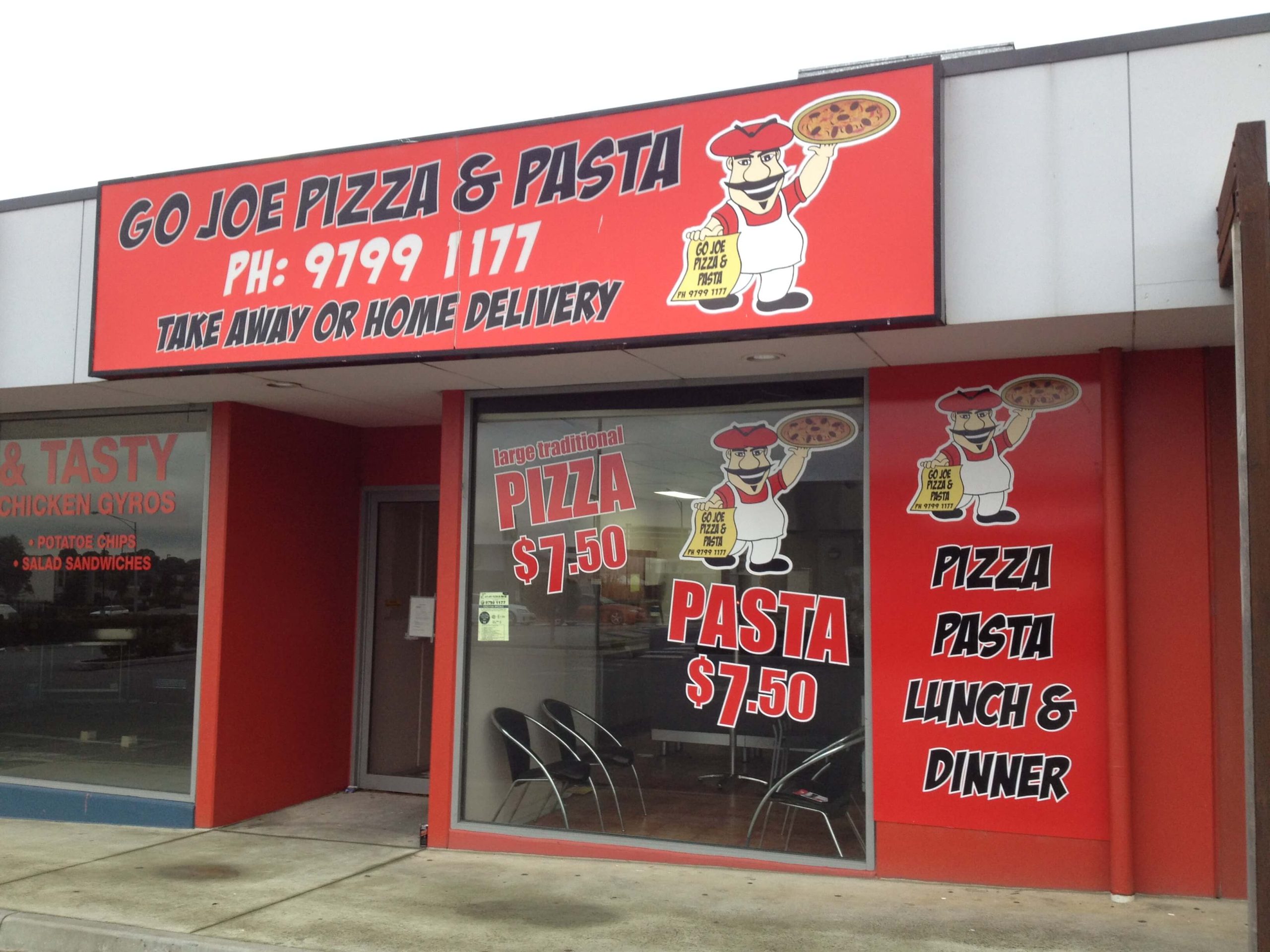 Go Joe Pizza outdoor shop signage